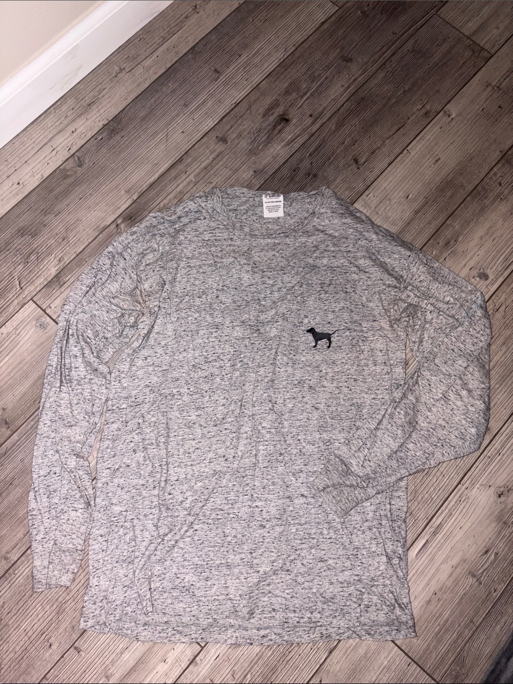 PINK Victoria's Secret Gray Long Sleeve Tee